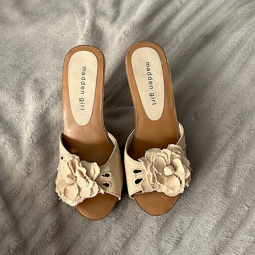 Simple Madden girl heels
